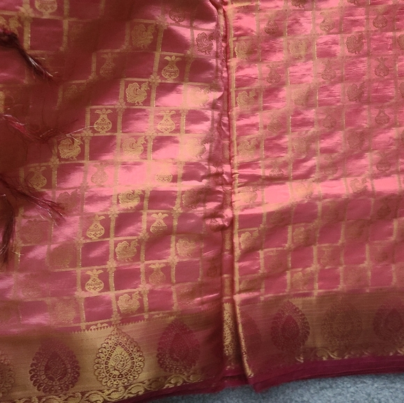 A Red Saree - Picture 4 of 6